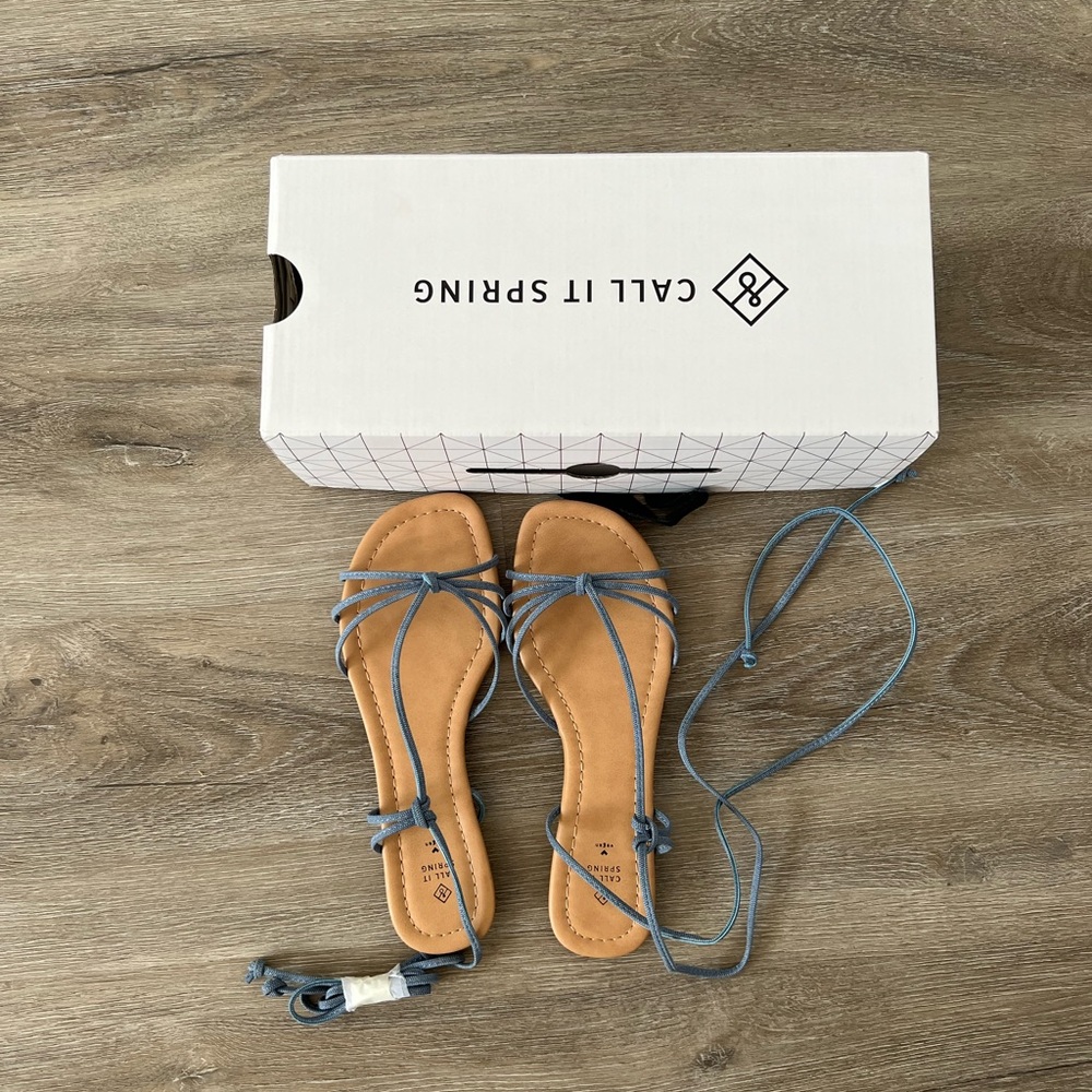 GLADIATOR LACE UP SANDALS NEW IN BOX